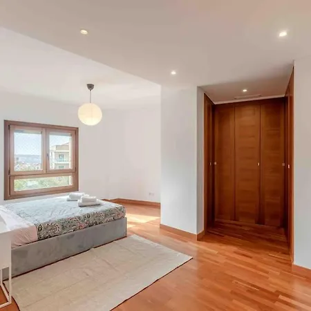 Modern 2-bedroom 15 Min From Center Apartament Amadora